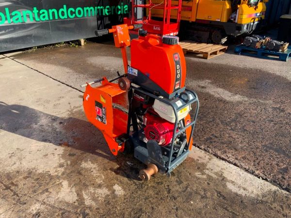 2021 ALTRAD 350x TWIN BLADE ROAD SAW.......950t. 348818451