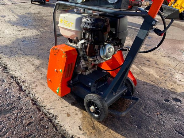 2021 ALTRAD 350x TWIN BLADE ROAD SAW.......950t. 348818460