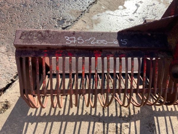 72"  RIDDLE / GRADING BUCKET....65mm PINS.....172 348821512