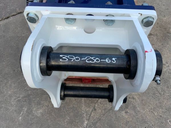 HIROX HDX-30 ROCK HAMMER.....65mm PINS...1682k. 348975110