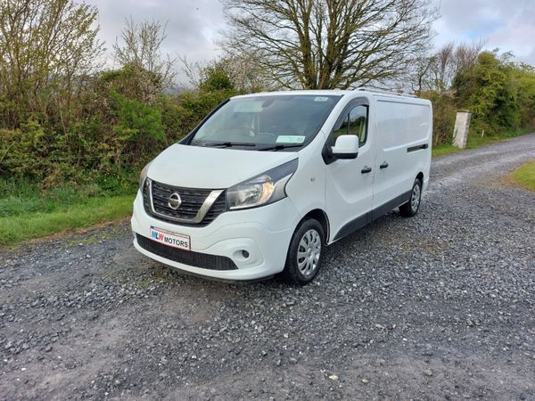 Nissan NV300 211 2.0L Mint van-Price includes Vat 349062793