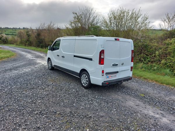 Nissan NV300 211 2.0L Mint van-Price includes Vat 349062812