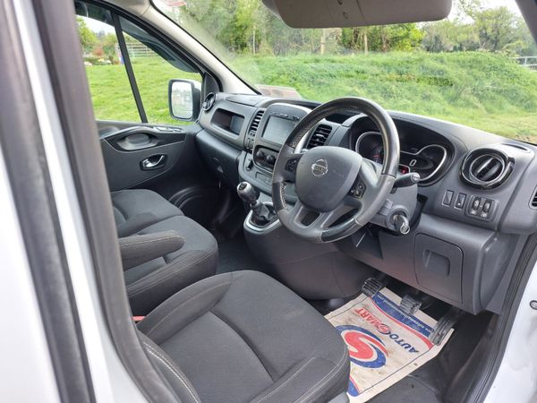 Nissan NV300 211 2.0L Mint van-Price includes Vat 349062881