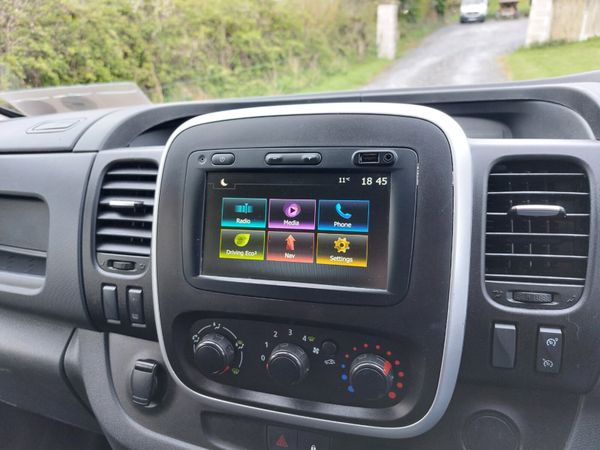 Nissan NV300 211 2.0L Mint van-Price includes Vat 349062974