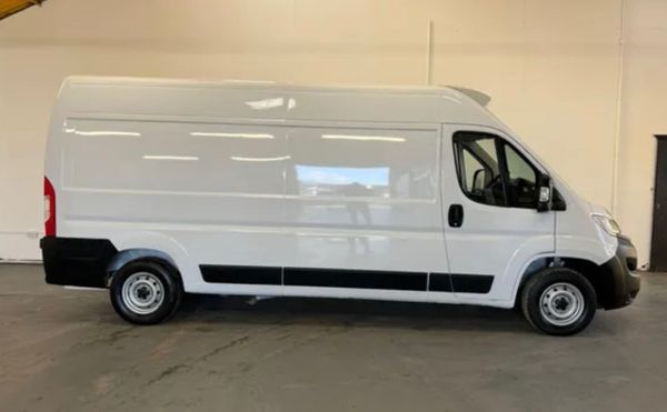 Fridge - 2023 Fiat Ducato 2.2 35 Business 349362888