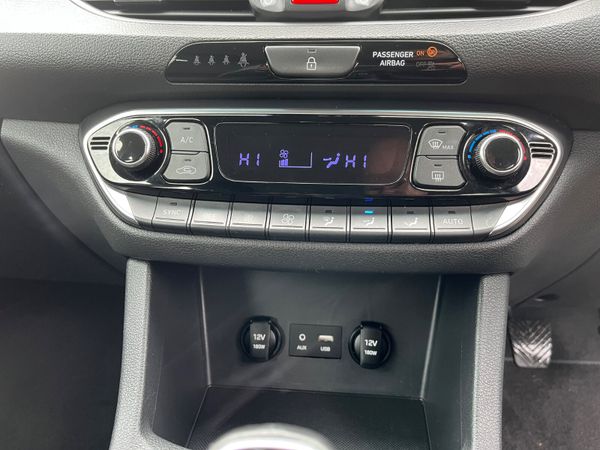 Hyundai i30 1.0 T-GDI Deluxe Plus 349504632