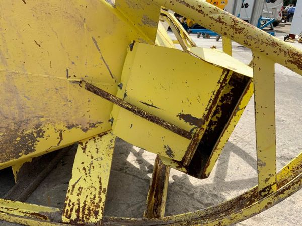 2000lts EICHINGER CONCRETE SKIP.......1561.... 349534517