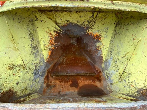 2000lts EICHINGER CONCRETE SKIP.......1561.... 349534527