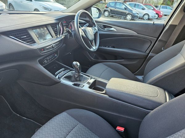 OPEL INSIGNIA 1.6D // NEW TIMING CHAIN AND CLUTCH 349532104