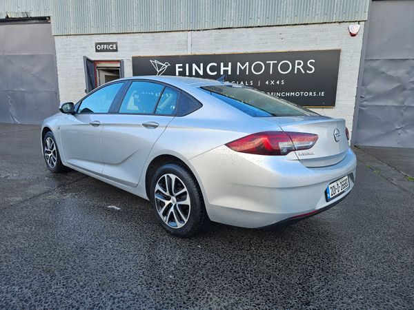 OPEL INSIGNIA 1.6D // NEW TIMING CHAIN AND CLUTCH 349532108