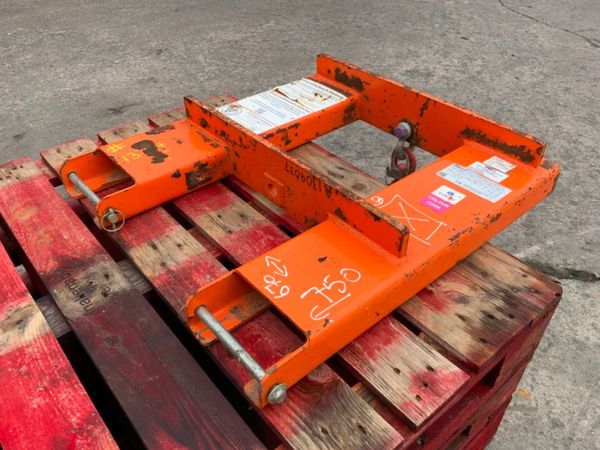 2023 INVICTA FORK LIFT CRANE ATTACHMENT...1374. 349541444