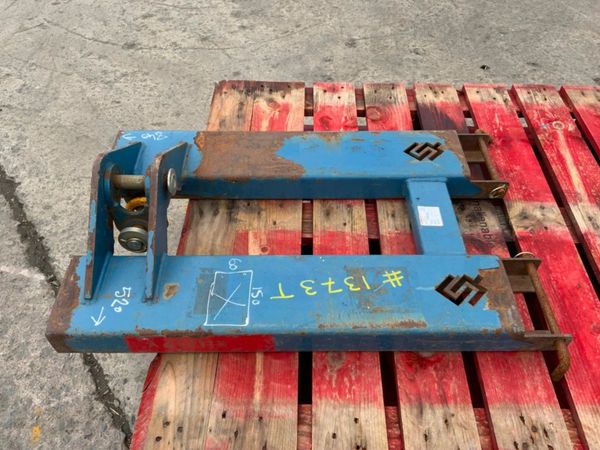 CONQUIP FORK LIFT  HOOK ATTACHMENT.......1373t. 349554610