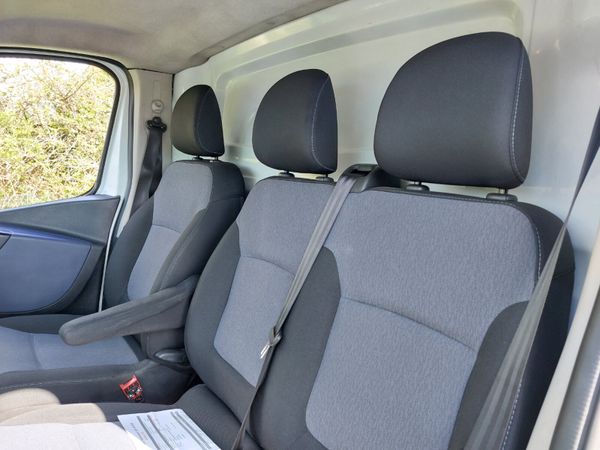 Opel Vivaro 191 LWB Mint Van....Price includes Vat 349594277