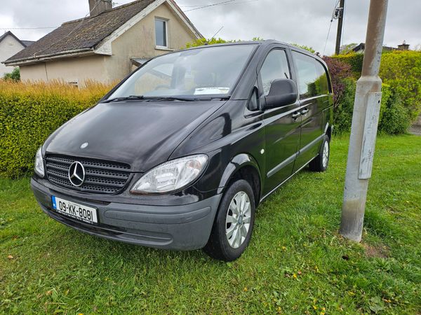 Mercedes-Benz V-Class 2009 349659829