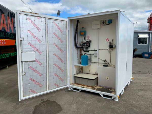 SELF CONTAINED PORTABLE TOILET POD......898J 349669114