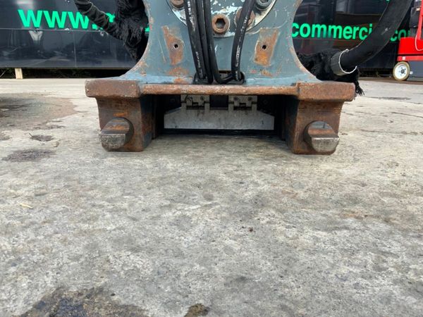HKS FEEDTHROUGH TILTING Q/ HITCH...80mm PINS. 349689820