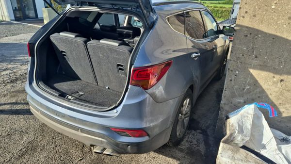 2017 HYUNDAI SANTA-FE 2.2 DIESEL FOR BREAKING! 349789445