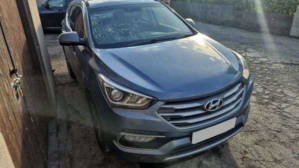 2017 HYUNDAI SANTA-FE 2.2 DIESEL FOR BREAKING! 349789440