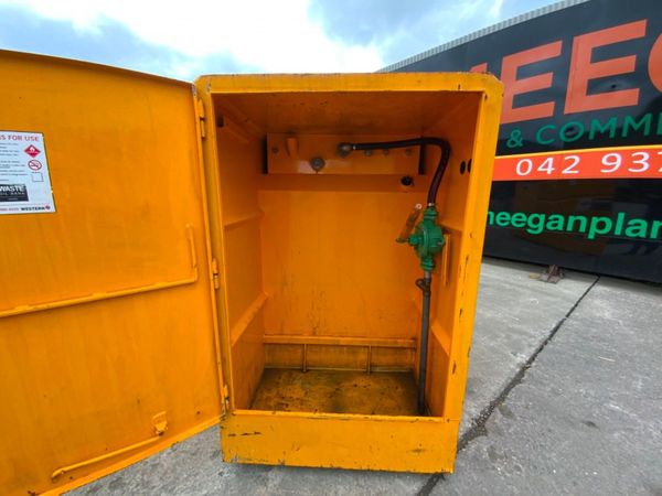 1100 ltr WESTERN WASTE OIL BUNDED  TANK....718k. 349792175