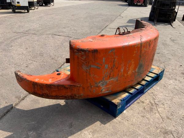 HITACHI EX 60 REAR COUNTER WEIGHT / BALLAST. 349814989