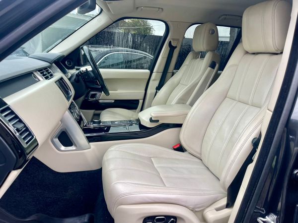 Rangerover Vogue DEPOSIT TAKEN 349926725