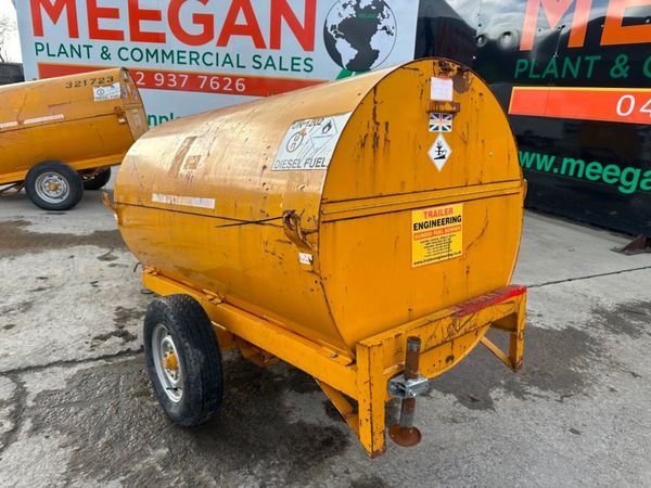 2015  BUNDED FUEL BOWSER....950 litre.......825 340004361