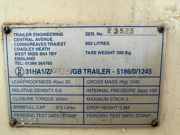 2015  BUNDED FUEL BOWSER....950 litre.......825 340004363