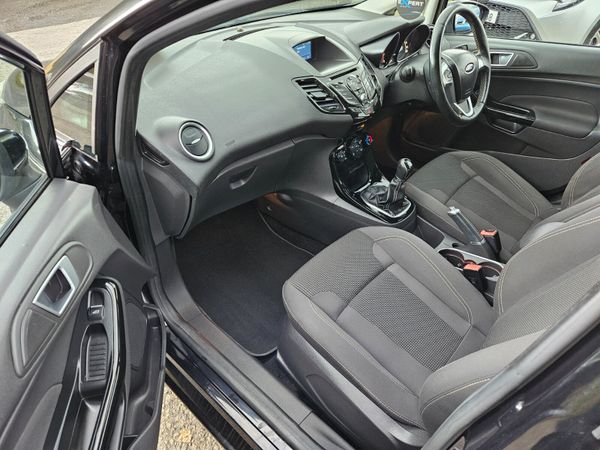 Ford Fiesta 2016 Titainium 1.2 cc 340007800