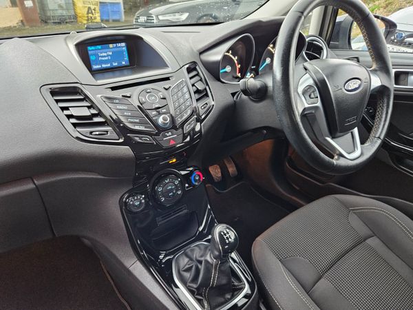 Ford Fiesta 2016 Titainium 1.2 cc 340007803