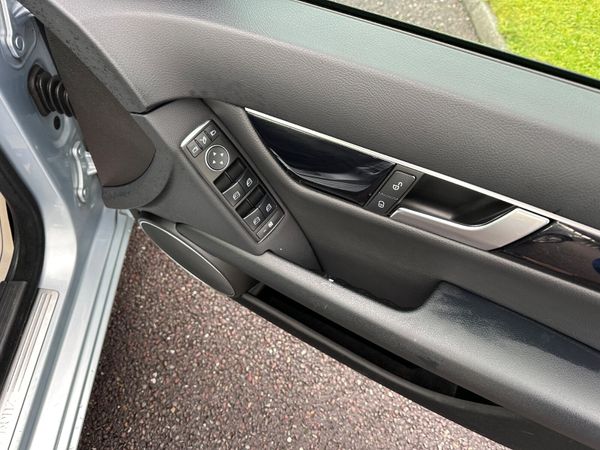 Mercedes-Benz C-Class automatic 340111831