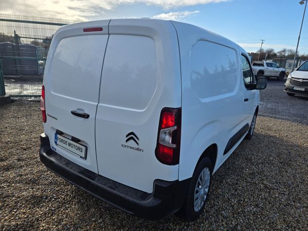 Citroen Berlingo 2020 340145426