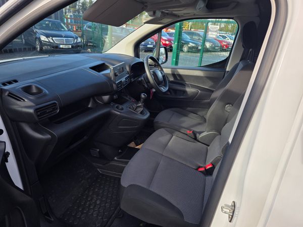 Citroen Berlingo 2020 340145427