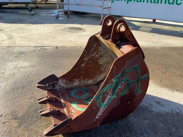 24" DIGGING BUCKET...45mm PINS.........057. 340145988