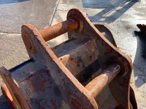 36" RIDDLE / SKELETON BUCKET....80mm PINS...271. 340149027