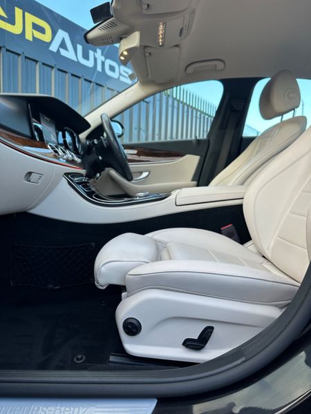 Mercedes-Benz E220d Exclusive *1Owner 340213683