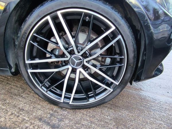 Mercedes-Benz C-Class C180 Avantgarde Auto 340285424