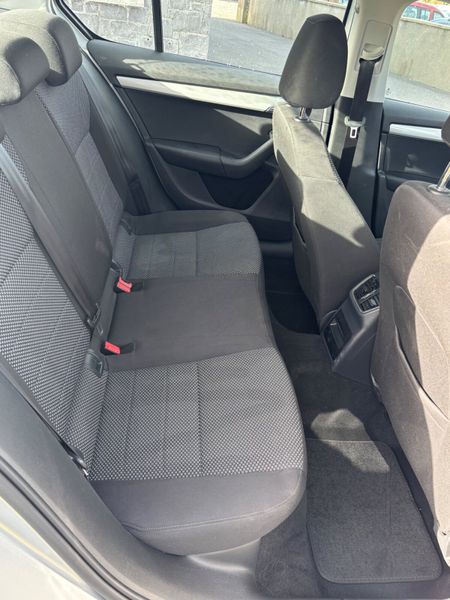 Skoda Octavia 2016 1.2TSI 340321347