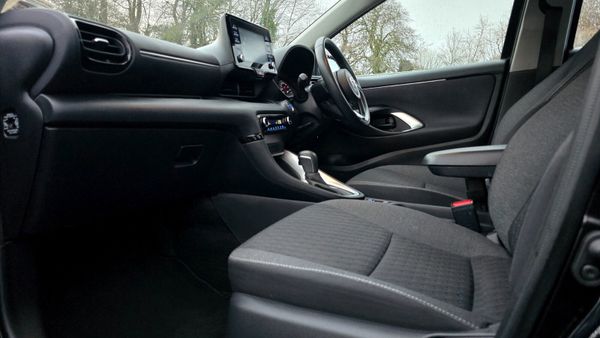 🔥2024 Toyota Yaris Luna 1.5 Petrol Hybrid 340342230