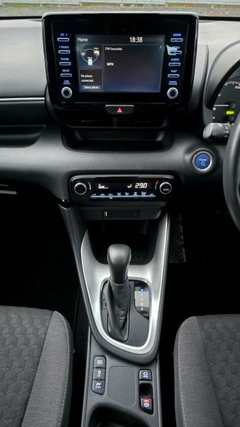 🔥2024 Toyota Yaris Luna 1.5 Petrol Hybrid 340342308