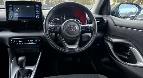 🔥2024 Toyota Yaris Luna 1.5 Petrol Hybrid 340342309
