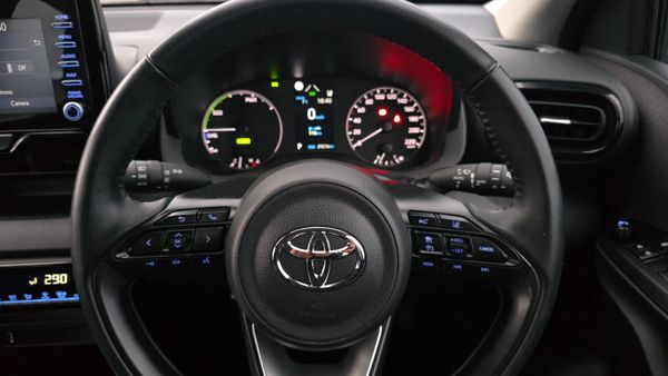 🔥2024 Toyota Yaris Luna 1.5 Petrol Hybrid 340342325