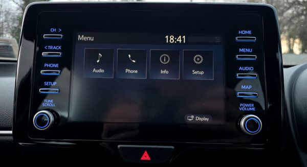 🔥2024 Toyota Yaris Luna 1.5 Petrol Hybrid 340342339