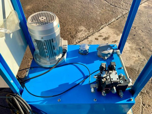 3 PHASE HYDRAULIC POWER PACK....3kw.......48j. 340357322