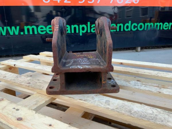 3t MINI DIGGER HAMMER CRADLE.......35mm....1406 340416560