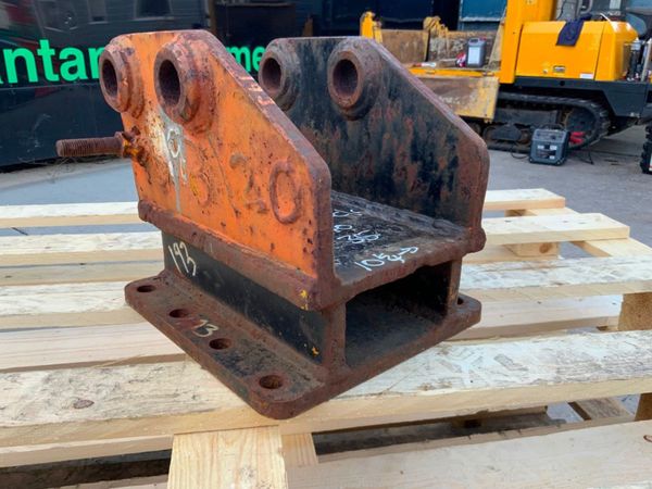 3t MINI DIGGER HAMMER CRADLE.......35mm....1406 340416561