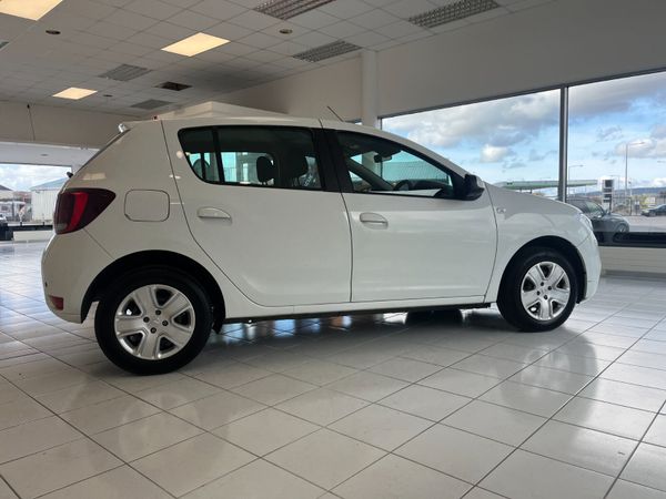 Dacia Sandero 2017 1 OWNER . ONLY 80KM'S 340570048