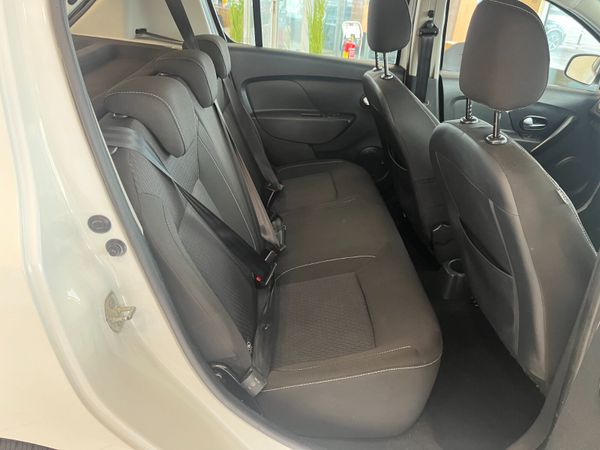 Dacia Sandero 2017 1 OWNER . ONLY 80KM'S 340570065