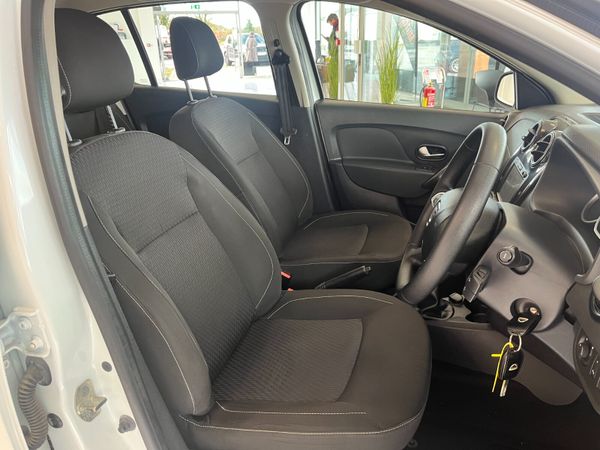 Dacia Sandero 2017 1 OWNER . ONLY 80KM'S 340570069