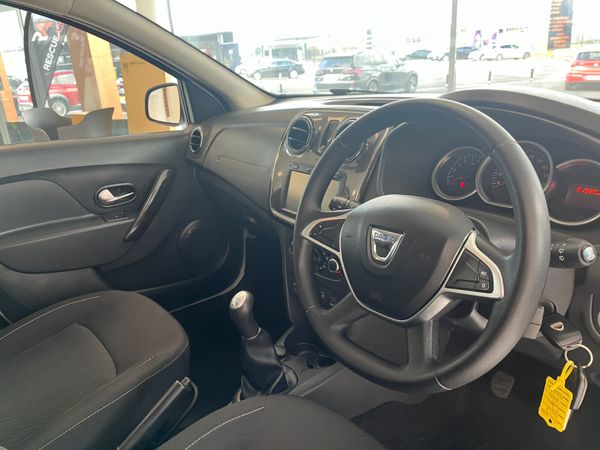 Dacia Sandero 2017 1 OWNER . ONLY 80KM'S 340570072