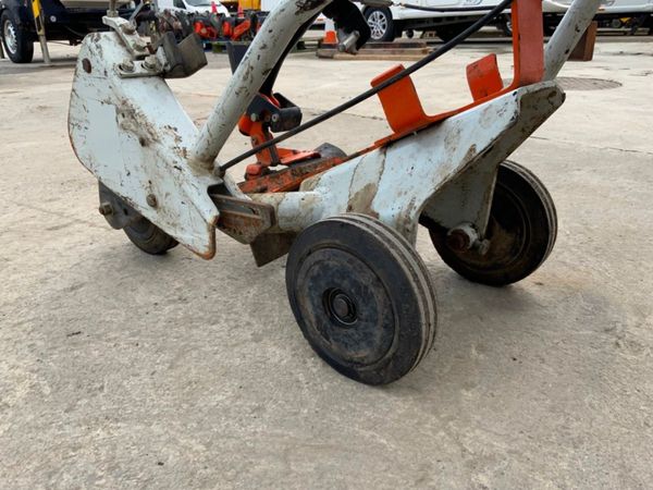 STIHL CUT OFF / CON SAW TROLLEY.....967. 340588417